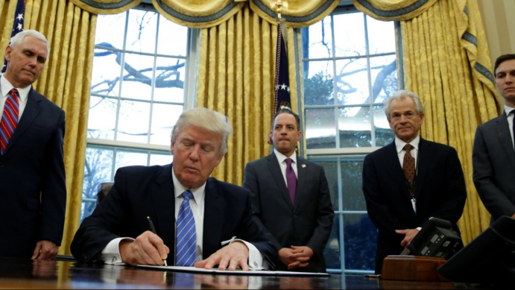 China promete represalias contra los aranceles de Trump
