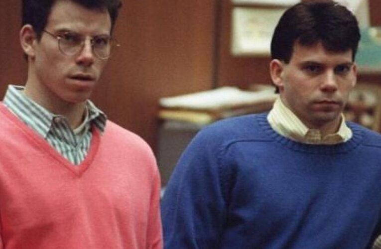 Hermanos Erik y Lyle Menéndez acuden a tribunal que determinará su libertad condicional, tras más de 30 años en prisión: ¿Qué viene en el proceso?