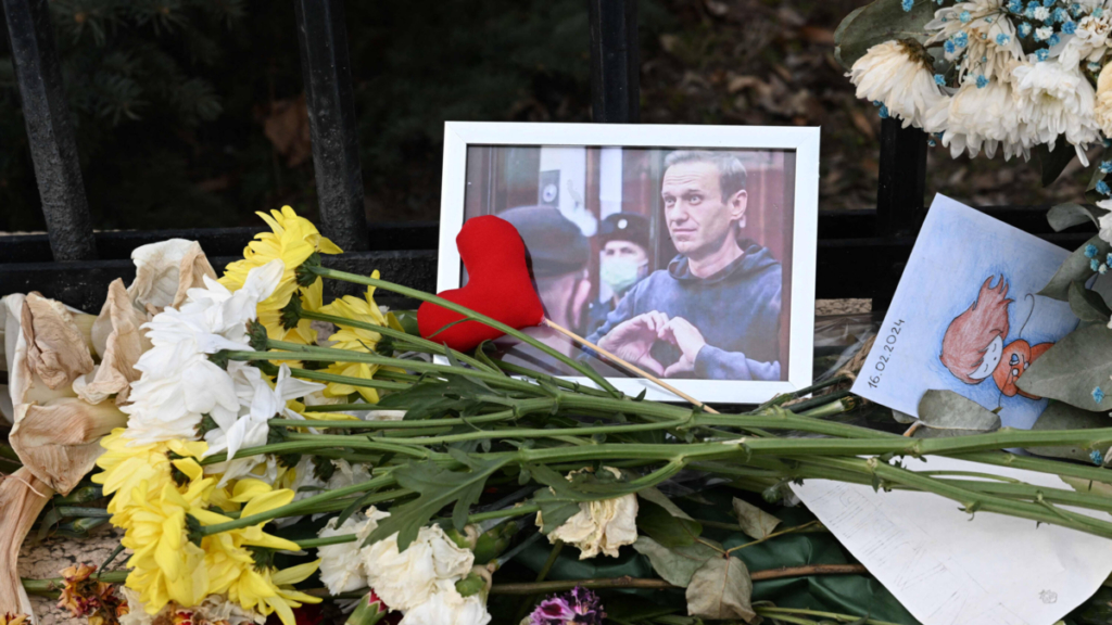 Reino Unido y aliados europeos acusan a Rusia de matar al opositor Alexéi Navalny con un dardo con veneno de rana sudamericana