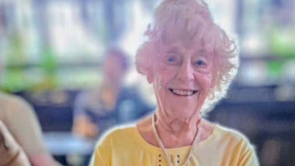 Abuelita ‘influencer’ de 82 años fue víctima de robo en su casa y ahora recibe amenazas de muerte de peligrosa banda criminal en Argentina